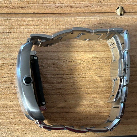 Tom Ford 001 40mmx27  Watch & Strap - Picture 3 of 7